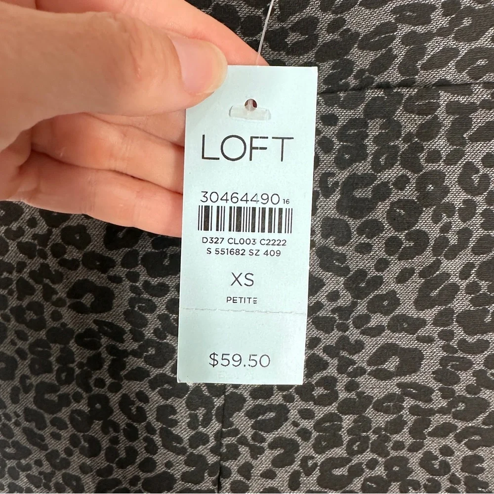 NWT Loft Grey Leopard Print Leggings Size XS Petite